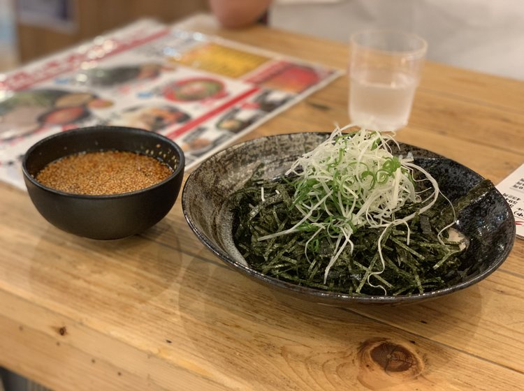 広島駅で有名人が行くつけ麺店 ばくだん屋 へ 美味しいの 人気の秘密に迫る Playlife プレイライフ