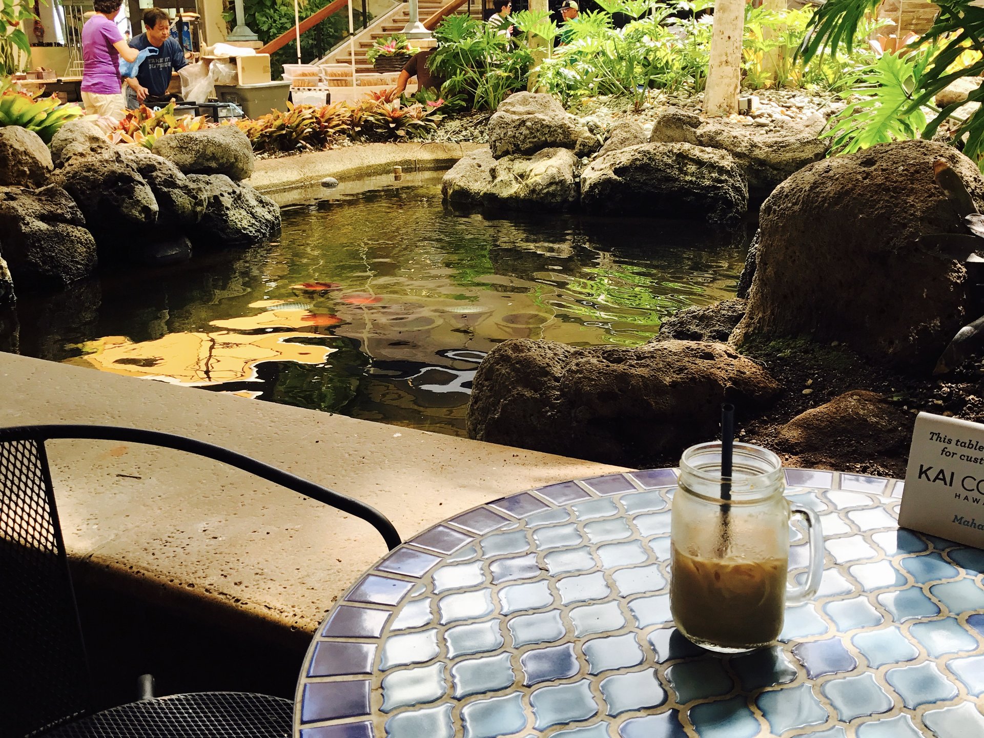 ハワイの本当に美味しいコーヒーが飲めるお洒落カフェ。朝食にも。ハイアットのkai coffee