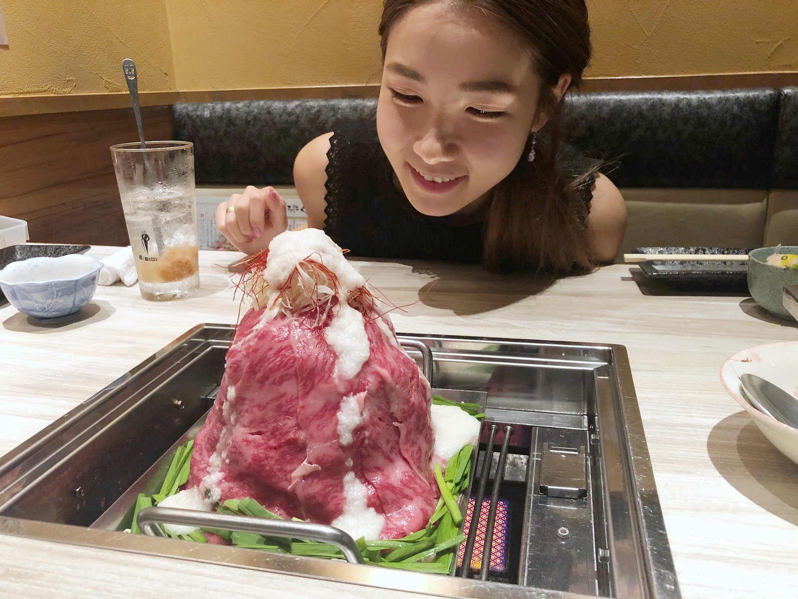 肉盛り酒場 とろにく 上野