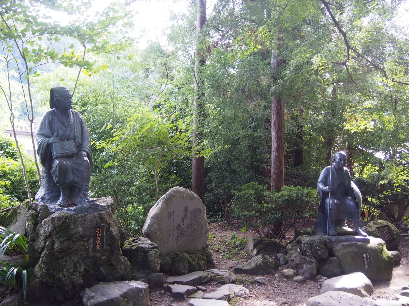 立石寺 芭蕉と曽良の像