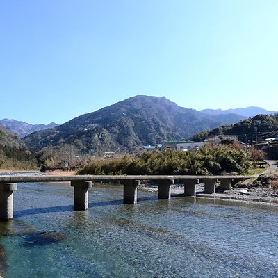 穴吹川潜水橋