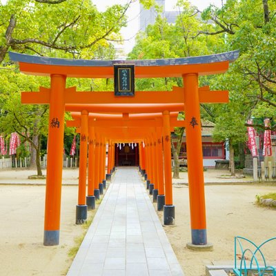 湊川神社