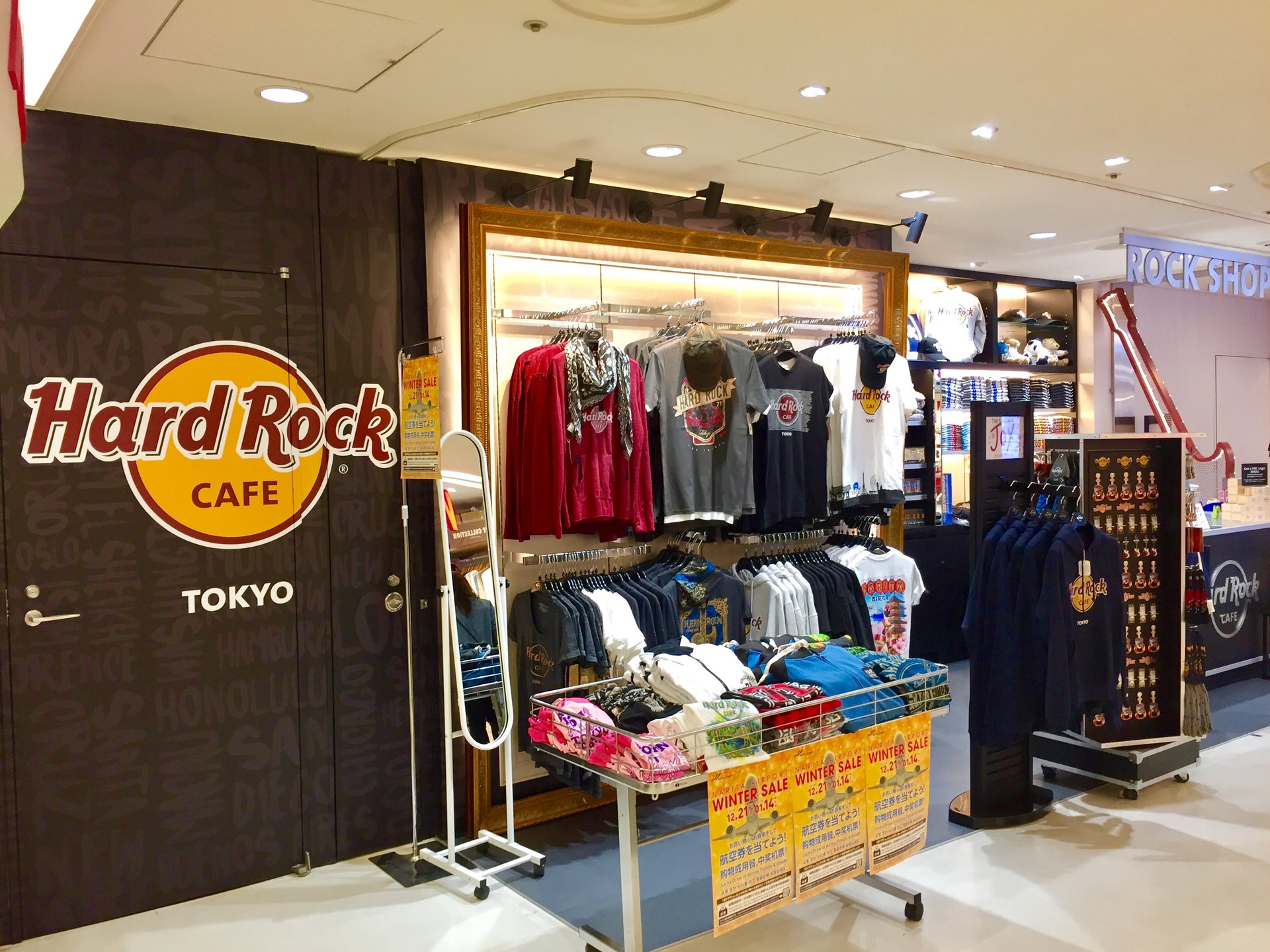 年末年始の買い物は成田空港で！新オープンのハードロックカフェショップとマーベルストアの詳細は？