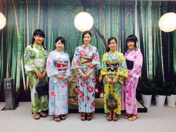 今年の夏は着物レンタルで京都デート カップル必見 京都でおすすめ着物レンタル カップルで訪れたいスポット特集 Playlife プレイライフ