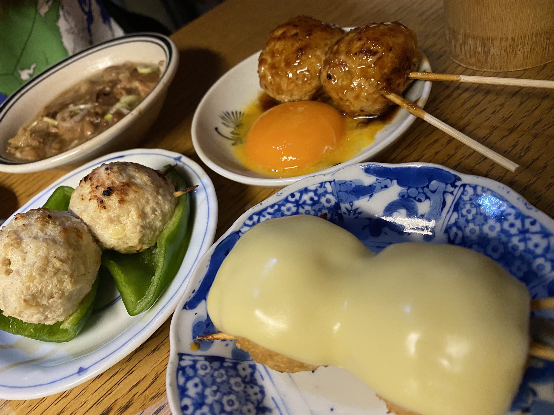 裏天王寺ブームきたる！豚モツ串焼 焼とん専門店たゆたゆと2軒目におすすめのハルカス絶景カフェ