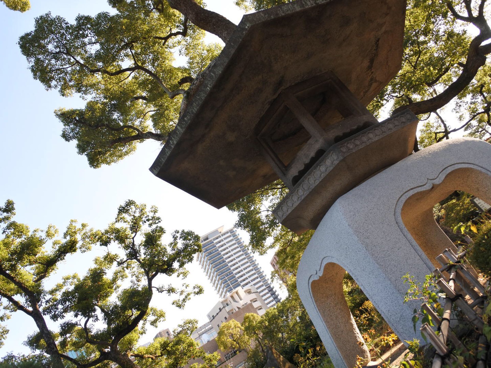 都会の中のオアシス〔神戸・三宮・相楽園〕非日常・日本庭園 自然に癒されリフレッシュ