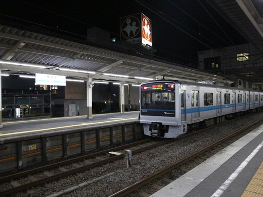 伊勢原駅