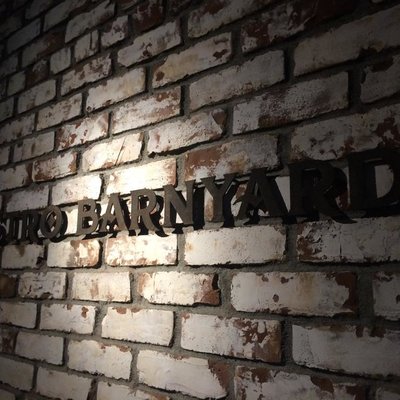 【閉店】bistro BARNYARD