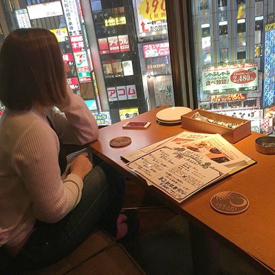 CheeseTable 新宿店（チーズテーブル【旧店名】HIKARI cafe＆dining）