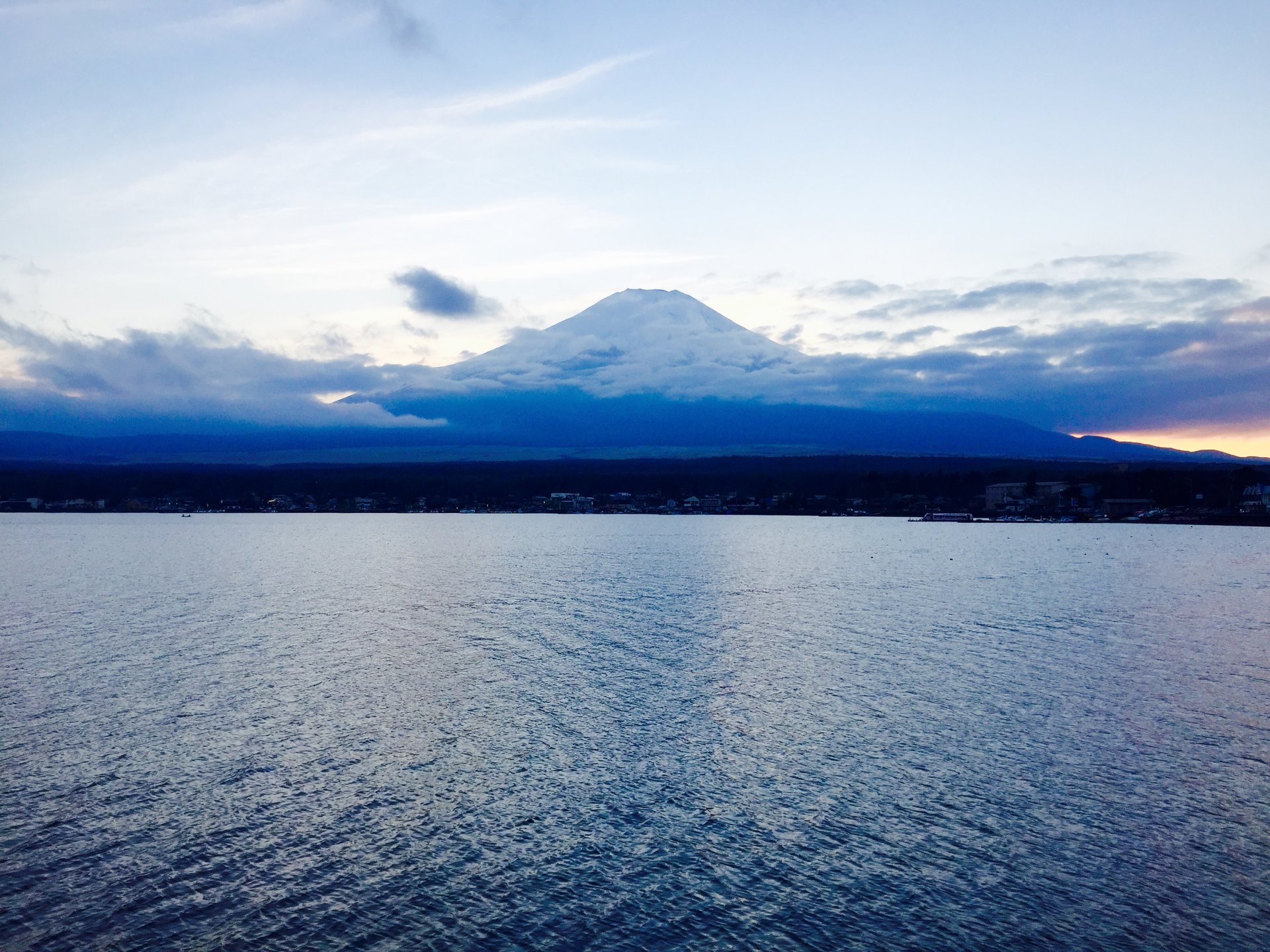 富士山駅周辺観光！JR富士山駅から山中湖方面へ観光バスふじっこ号にのって楽しむプラン