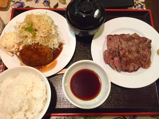 グリル ロン 阪急三番街店