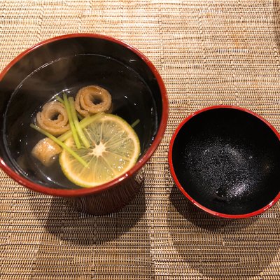 シャンパン&ワインと熟成鮨 Rikyu