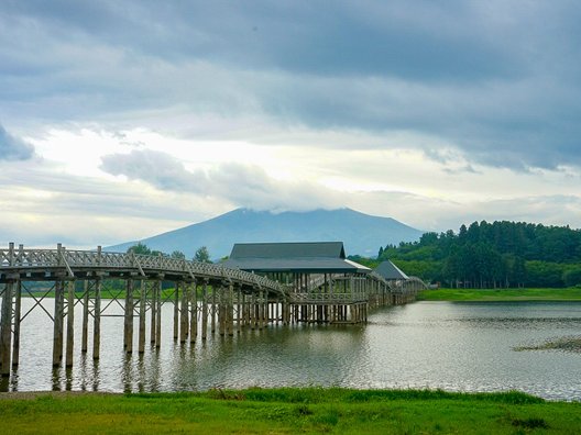 鶴の舞橋