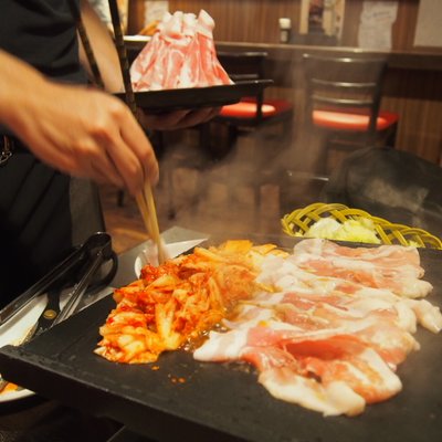 豚・焼肉酒房 とん豚テジ 大宮店