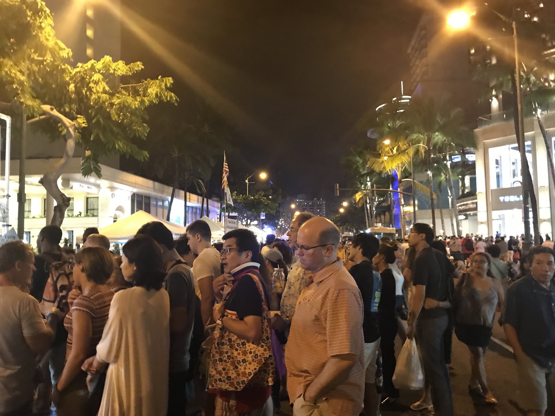 ハワイの大人気イベント！パンパシフィックフェスティバルは夜が楽しい！食べ歩き&ショッピング