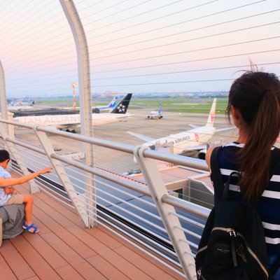 大阪国際空港 展望デッキ「ラ ソーラ」