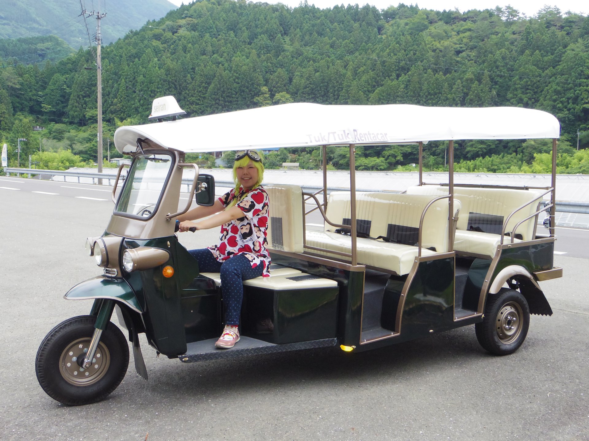 普通免許で乗れる！トゥクトゥク・レンタカーで高知県津野町を観光しよう！