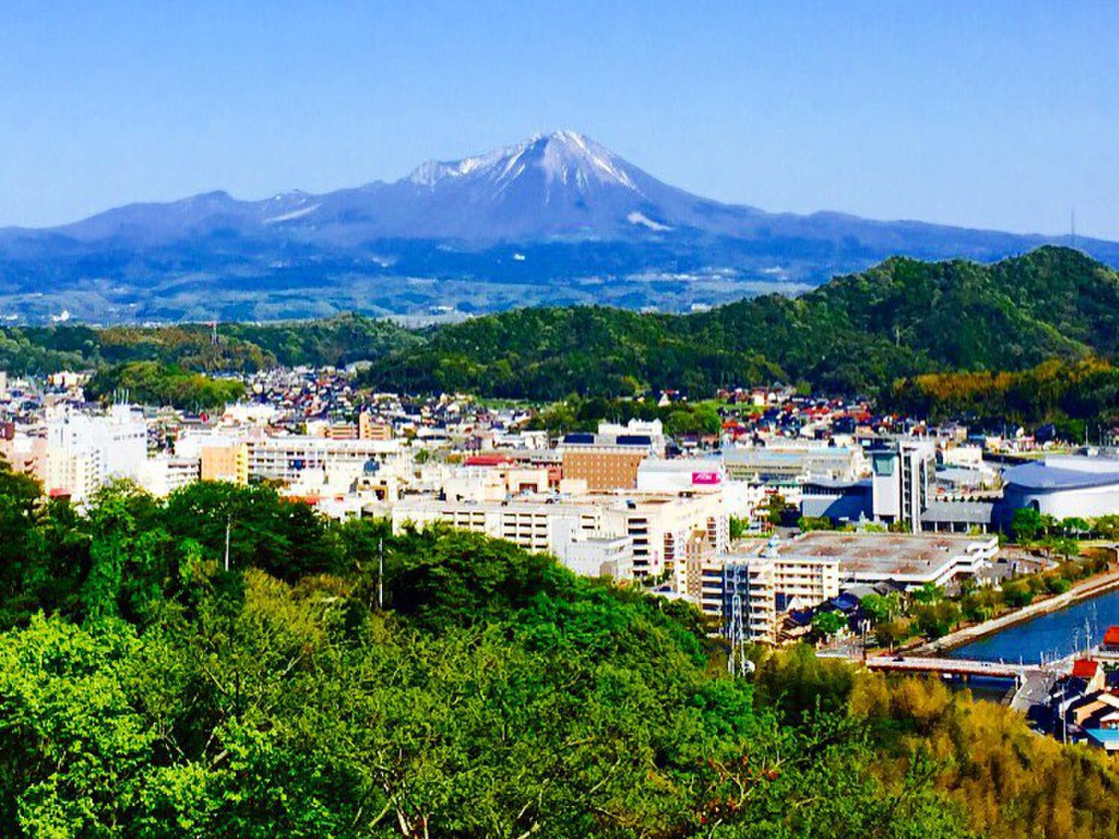 大山