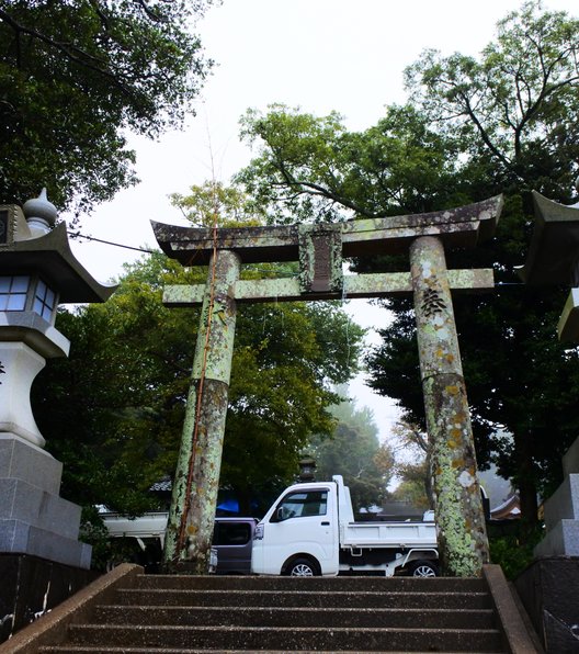 男岳神社