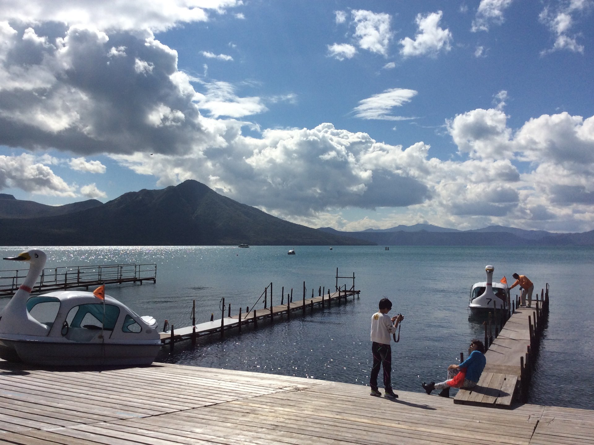 札幌近郊ドライブおすすめツアー！支笏湖から千歳そして小樽へ自然の幸を満喫できます！