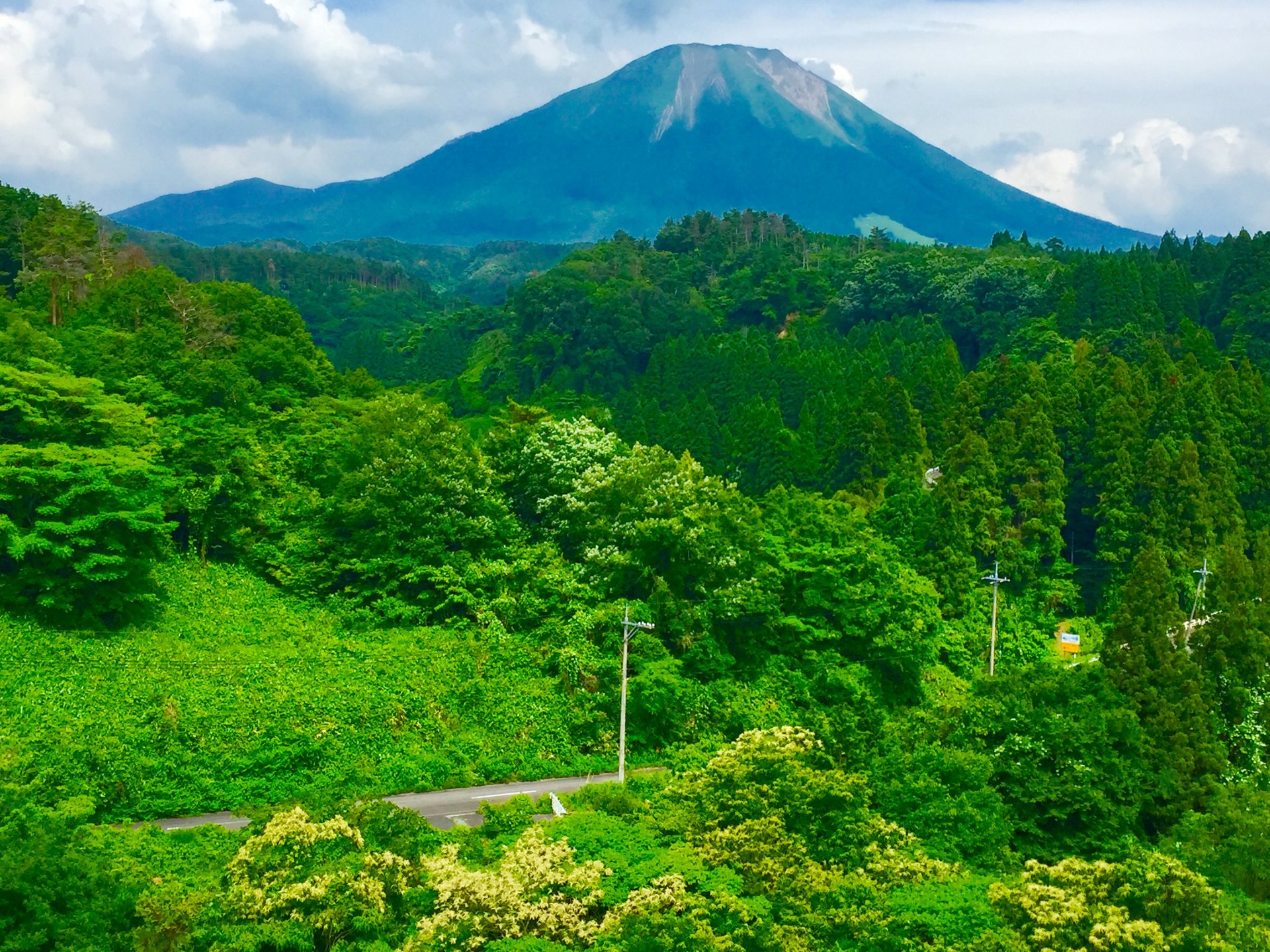 【中国地方一の名峰で遊ぼう】鳥取県西部で楽しむ大山周辺の魅力10選。