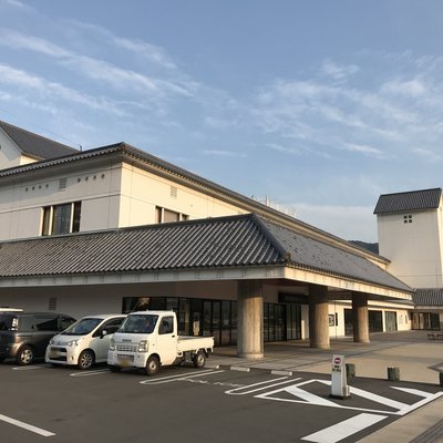 美馬市地域交流センター「ミライズ」