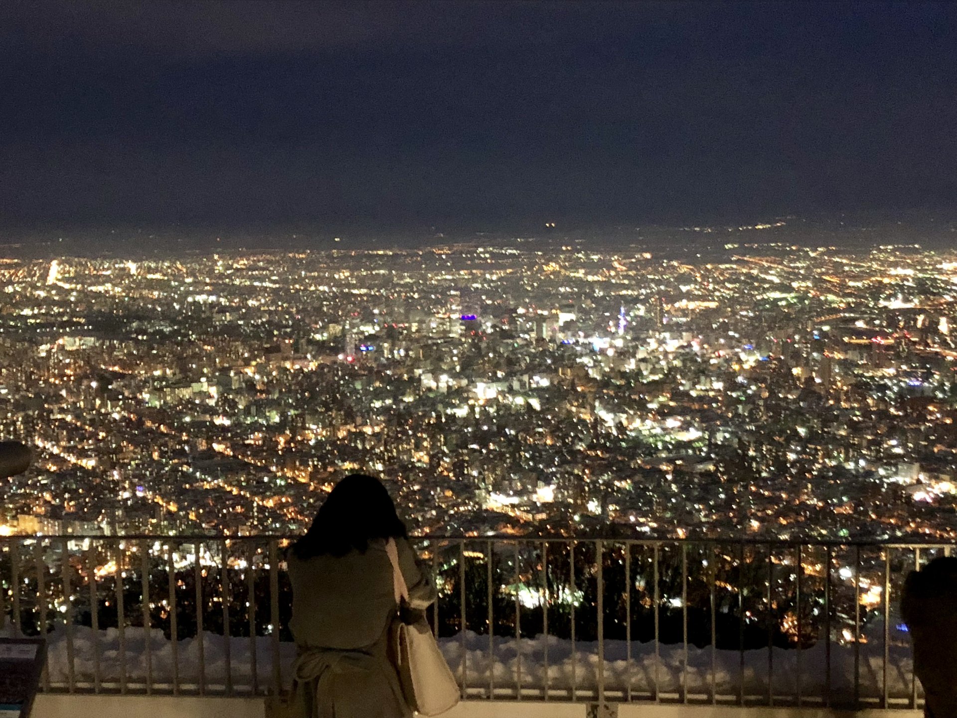 【札幌・新日本三大夜景】有名パンケーキカフェの帰りに、もいわ山の夜景を見て感動しちゃおう♪