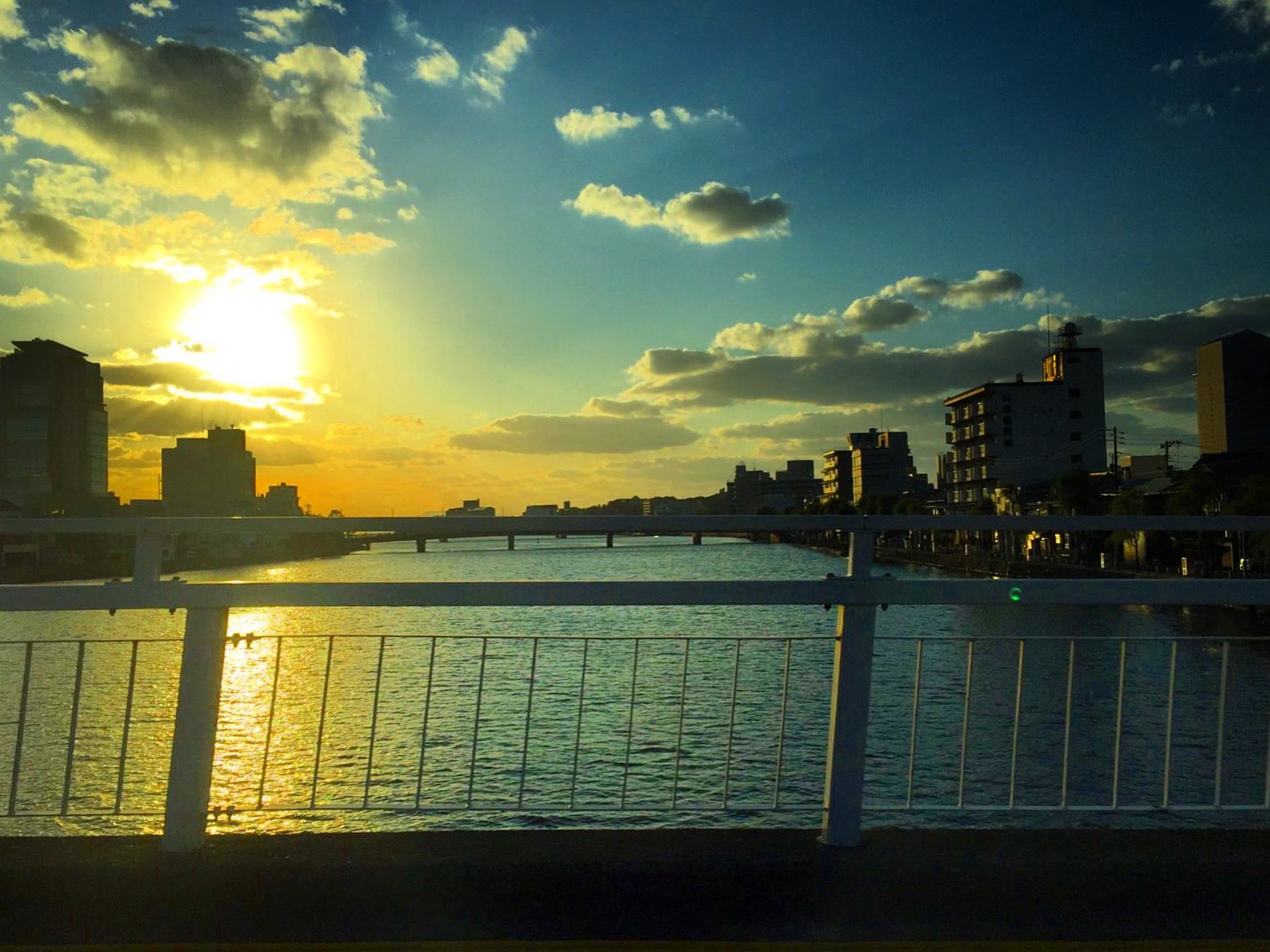 【島根 日本一の夕日】出雲大社だけじゃない！最強の絶景スポット、宍道湖でデート♪