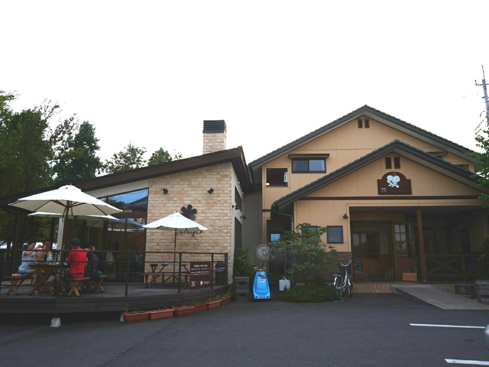 栃木県鹿沼にある老舗養蜂園のカフェで はちみつグルメを楽しむ Playlife プレイライフ