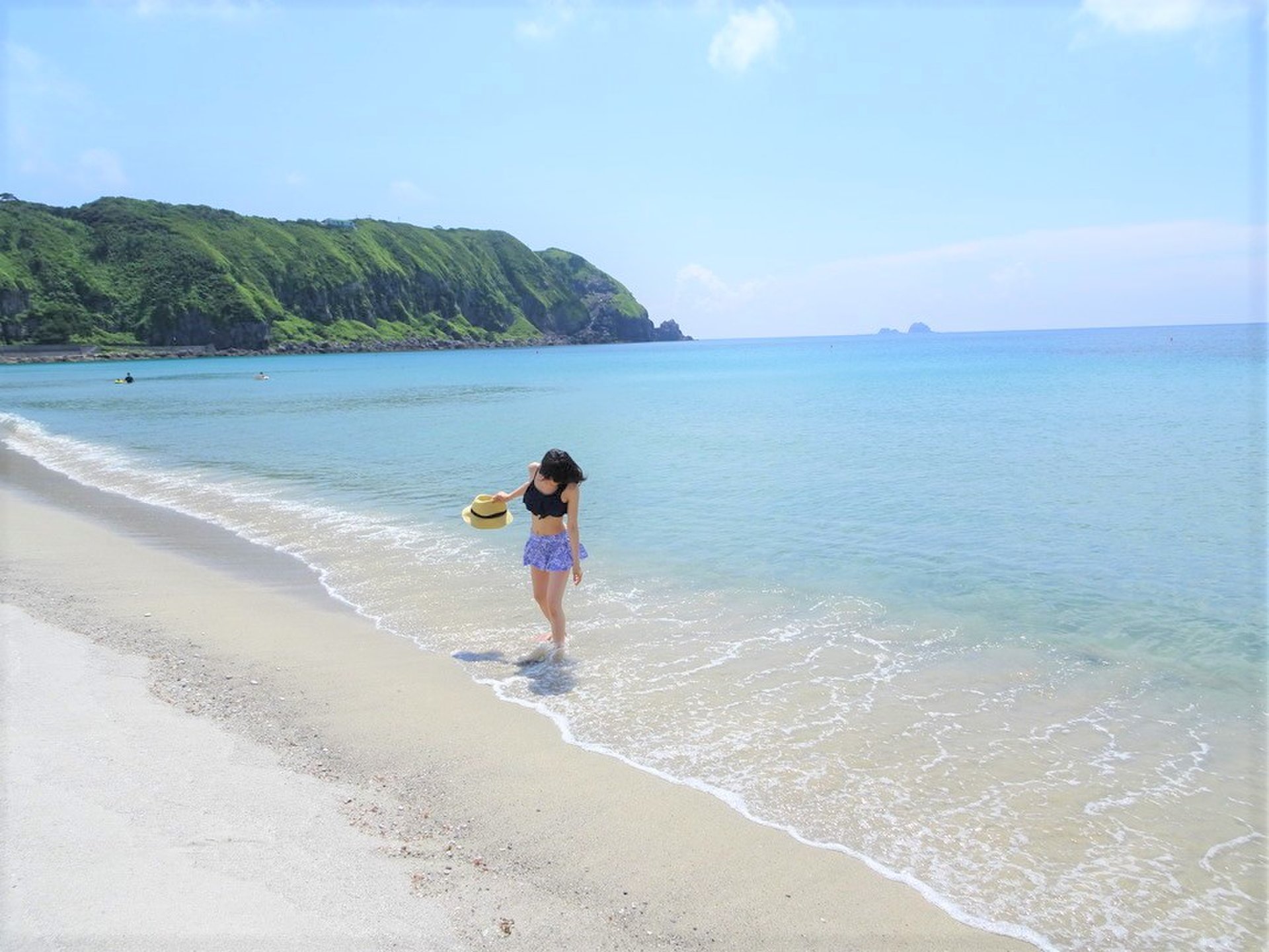 【神津島】東京から3時間20分で♪透明の白砂ビーチとエメラルドグリーンのビーチへ♪神秘的な景色♡