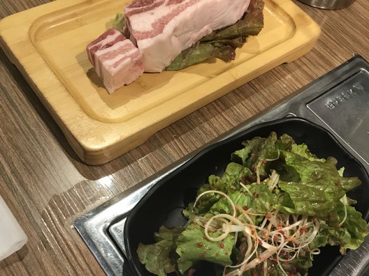 ヨプの王豚塩焼(熟成肉専門店) 新大久保本店