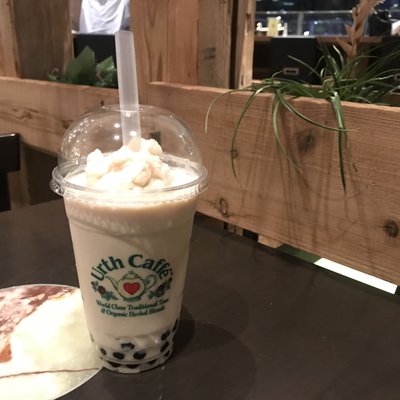 Urth Caffe 横浜ベイクォーター店 （アースカフェ） 