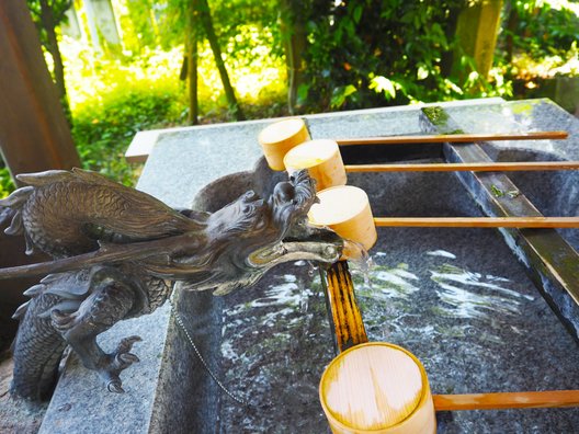 毛谷黒龍神社