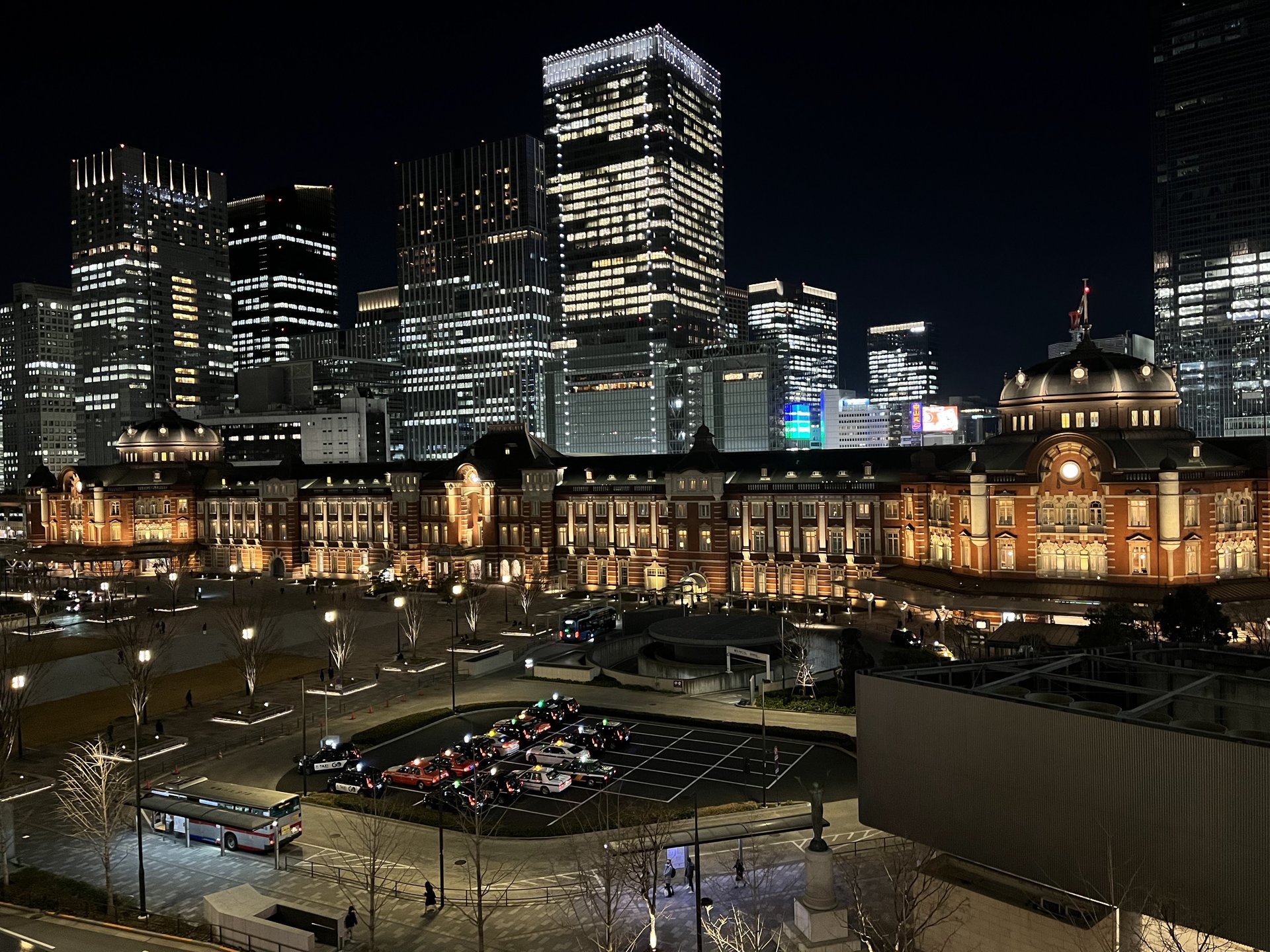 東京駅付近で美術館や夜景を楽しむデートプラン！
