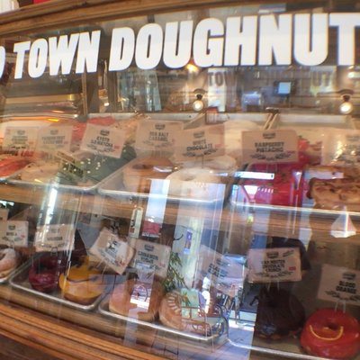 【閉店】GOOD TOWN DOUGHNUTS（グッドタウンドーナツ）