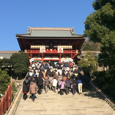 鶴岡八幡宮