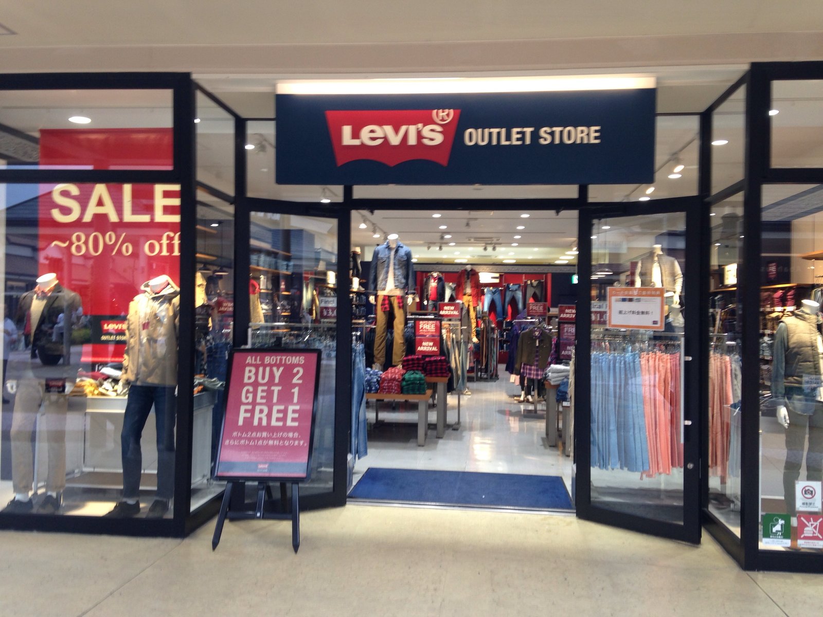 Levi's Outlet Mall Sale, SAVE 57%.