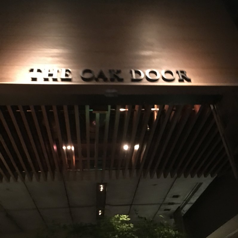 オーク ドア （The Oak Door）