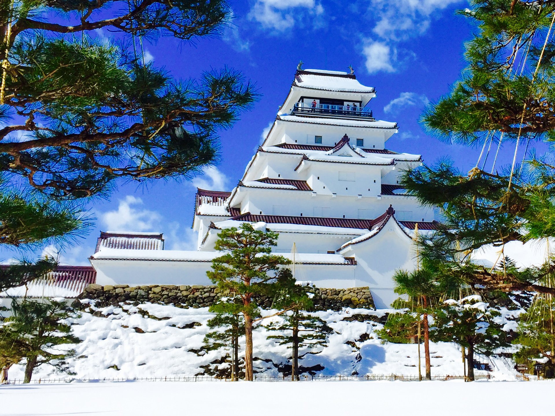 【会津が誇る名城】鶴ヶ城徹底解説。真冬の雪化粧をした鶴ヶ城を楽しもう！