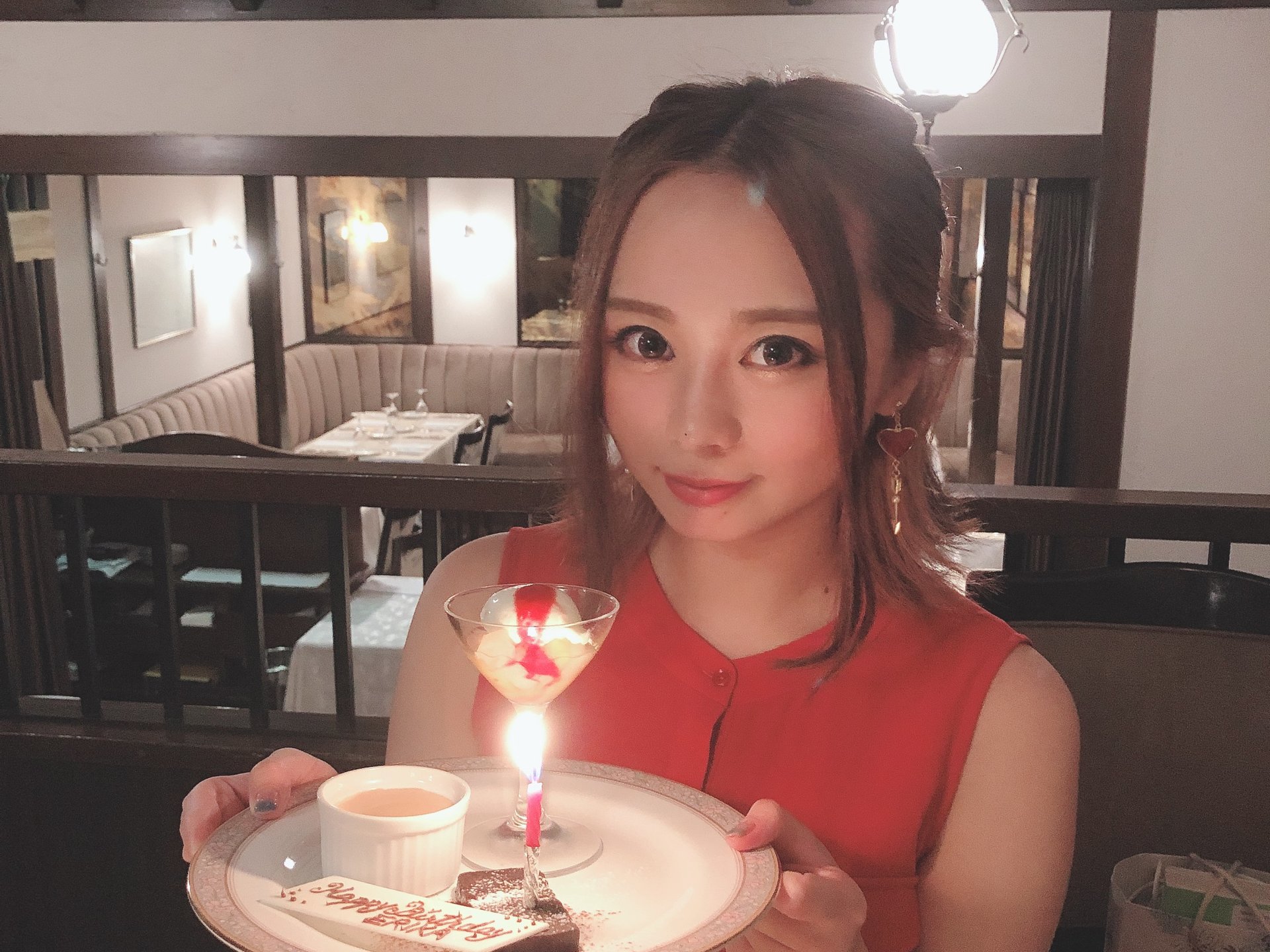 東京都内で記念日ディナーデート完全版！彼女が喜ぶおすすめレストラン18選