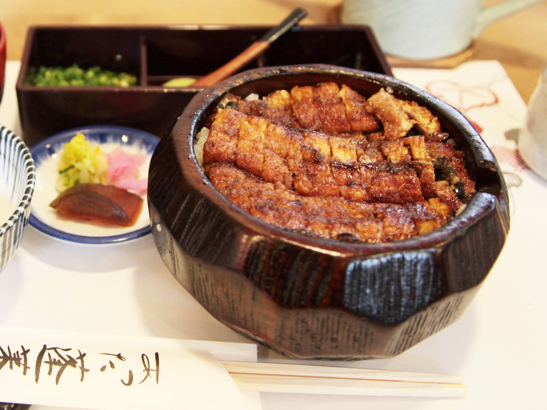 名古屋・熱田神宮周辺観光名所めぐりとひつまぶしを食べる！あつた蓬莱軒、宮きしめん 、きよめ餅をご紹介