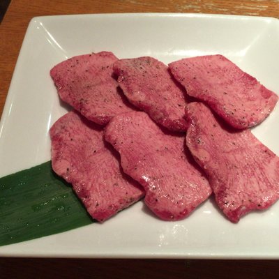 焼肉チャンピオン NAKAME+