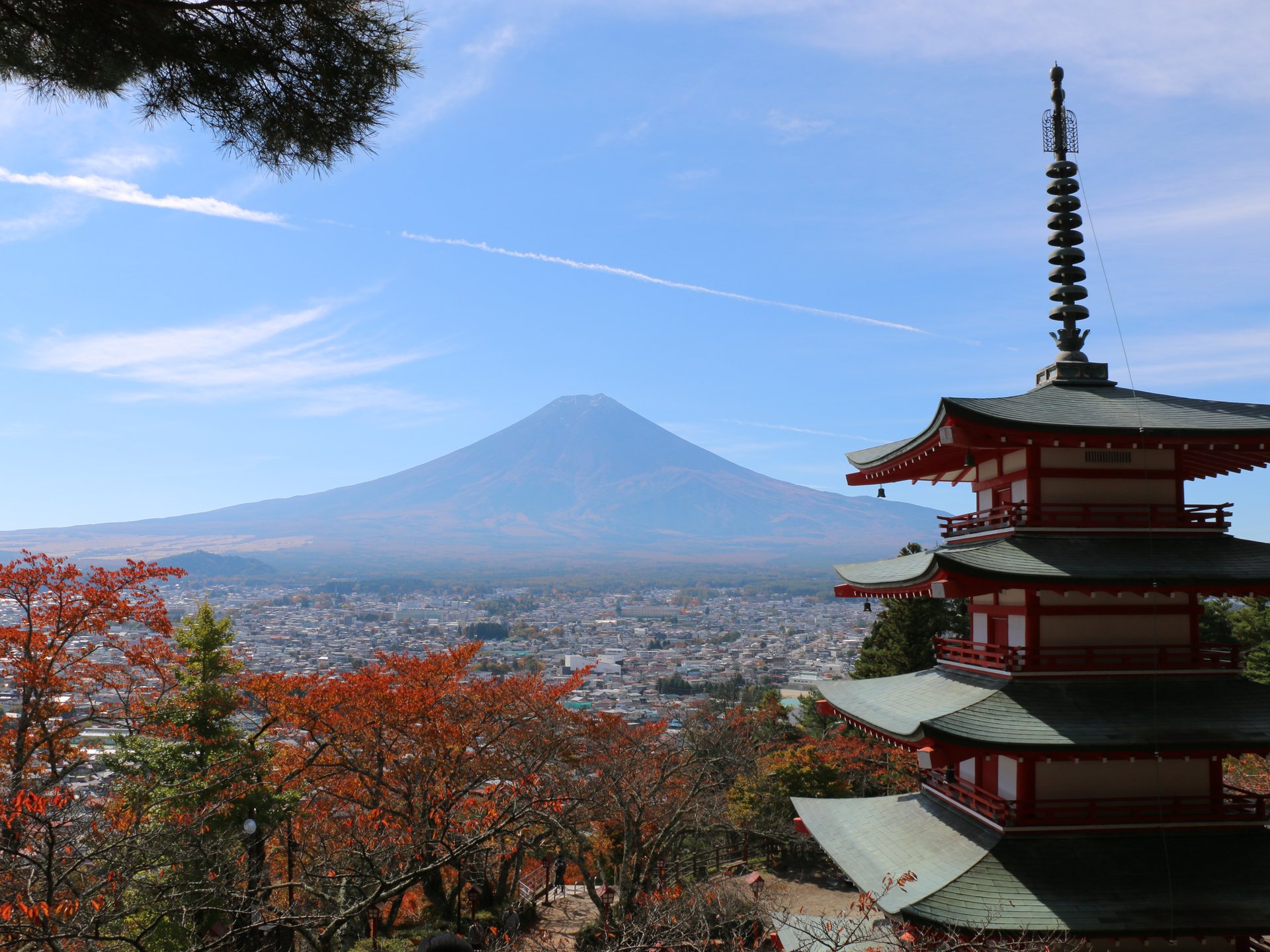 秋の山梨旅♡忍野八海と紅葉の神社仏閣を巡る＆富士山♪２日目