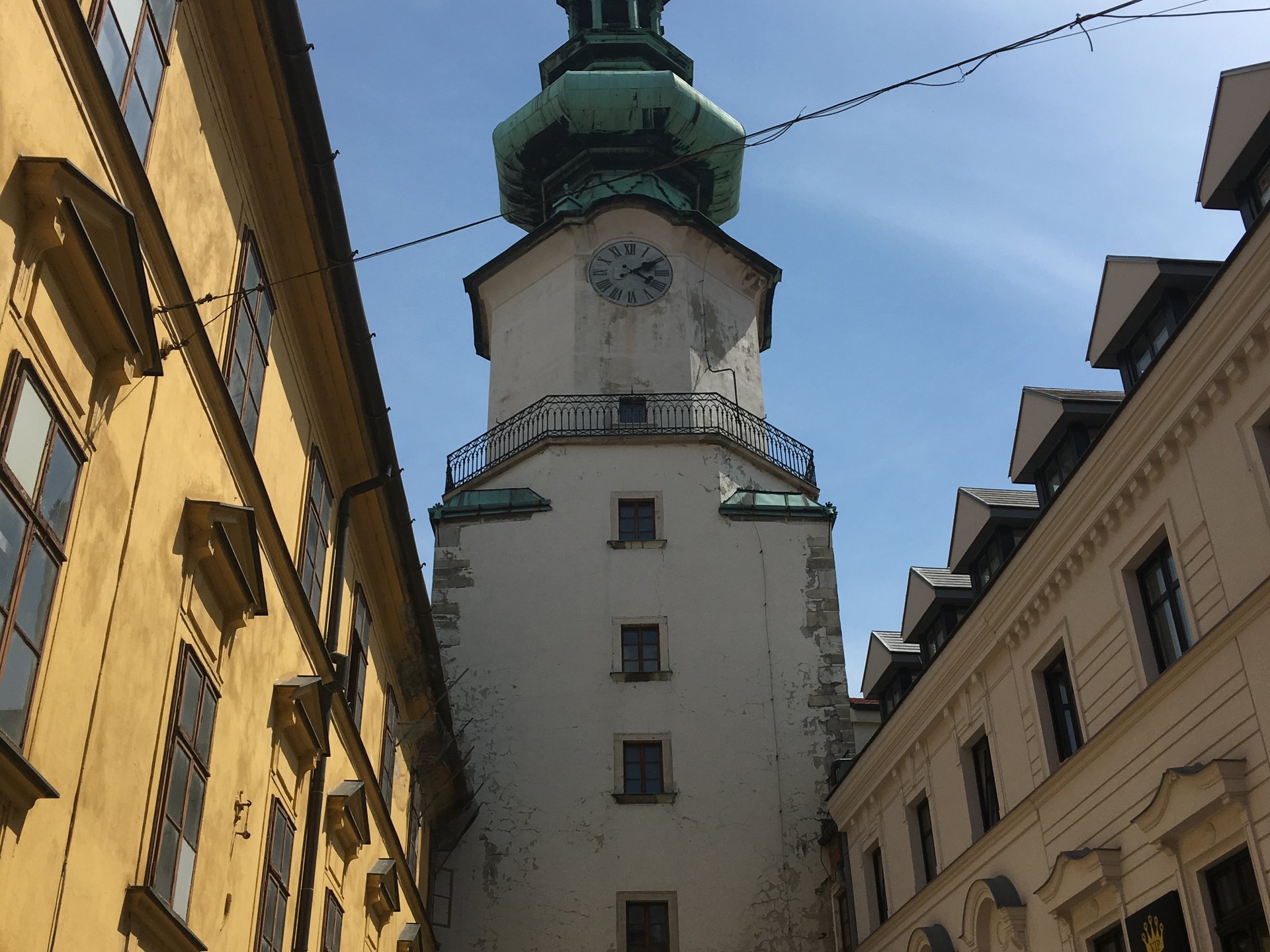スロバキア観光で押さえておきたい場所⭐︎ブラチスラバ旧市街⭐︎ブラチスラバ城⭐︎
