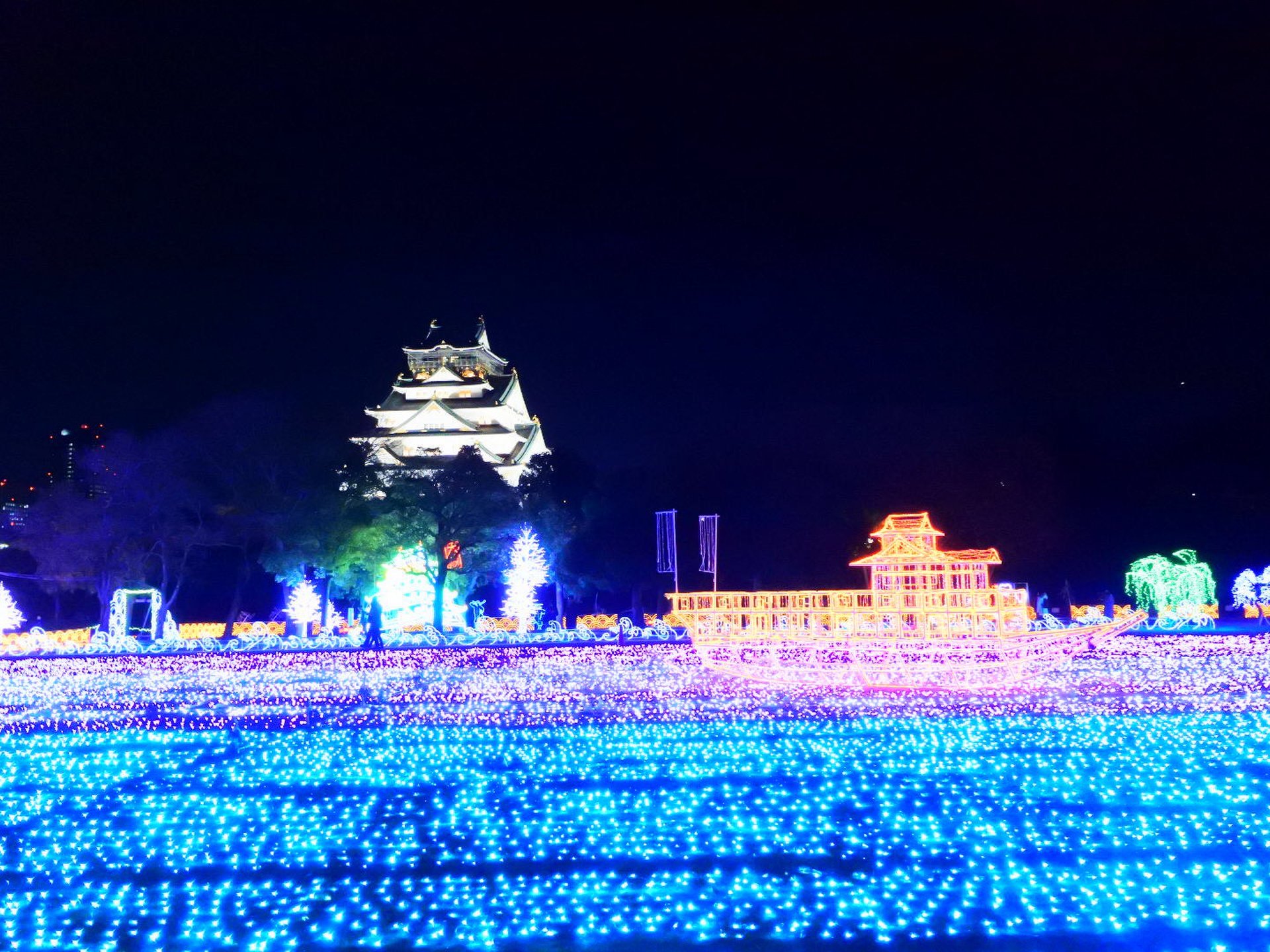 【夜・イルミ】幕末維新へタイムスリップ！大阪城下で幻想的な世界を楽しもう！花魁と記念撮影も♡