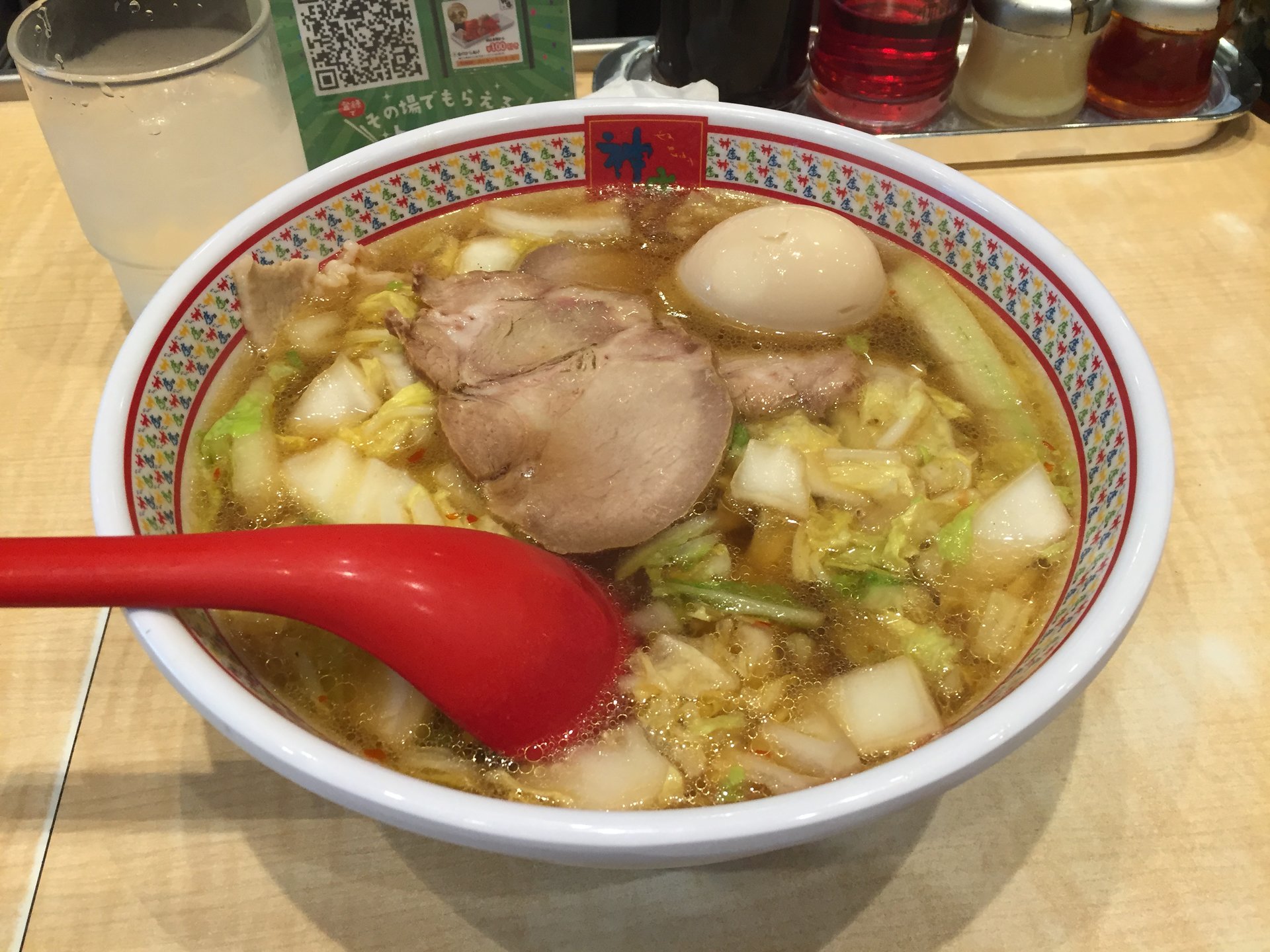 女性に大人気！絶品！コク・甘みたっぷりの優しいラーメン【どうとんぼり神座】