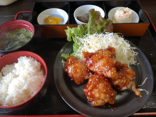 どんちゃん食堂