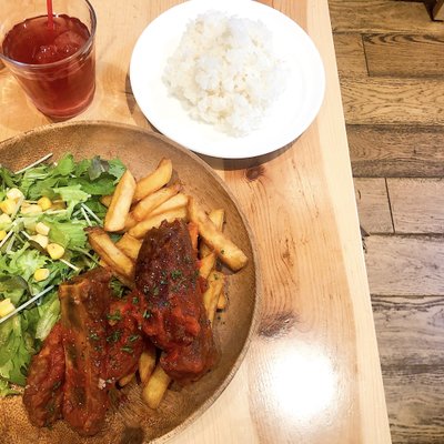 【閉店】GRILL＆BEERCAFE gaarden（グリル＆ビアカフェ ガーデン）