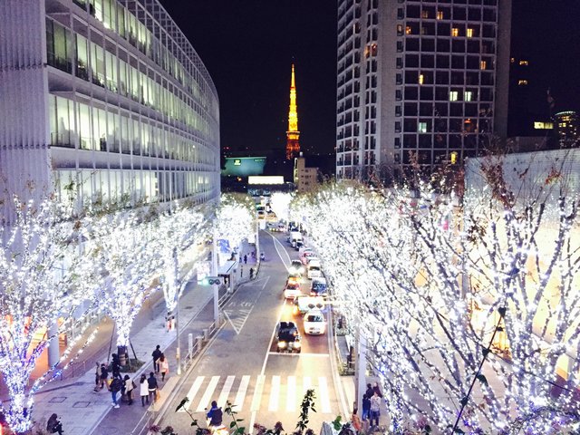 セレブじゃなくても楽しめます 六本木ヒルズを徹底解明 学生にもおすすめ 人気デートスポット Playlife プレイライフ