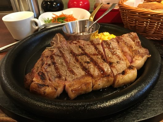 俺のGrill＆Bakery 大手町 （俺のグリル＆ベーカリー）